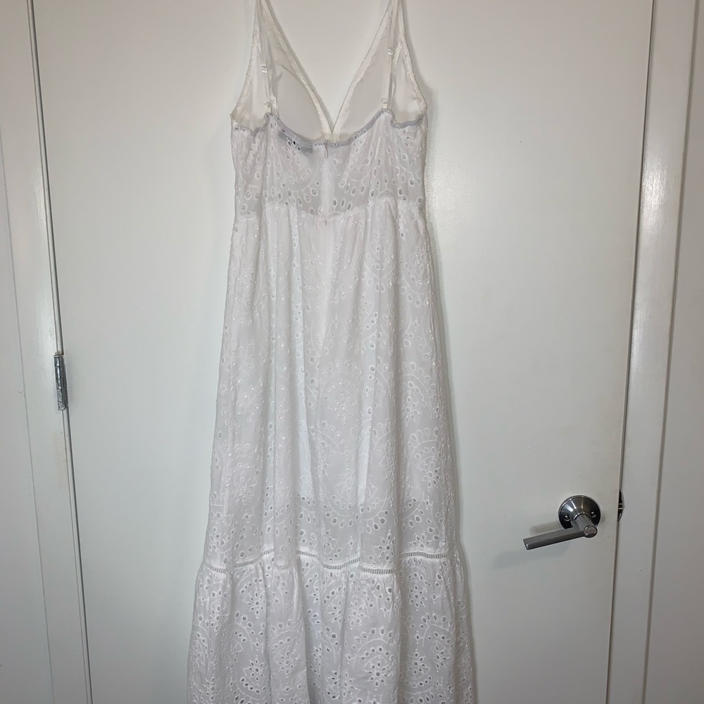 Embroidered Button Down Dress - Picture 3 of 5